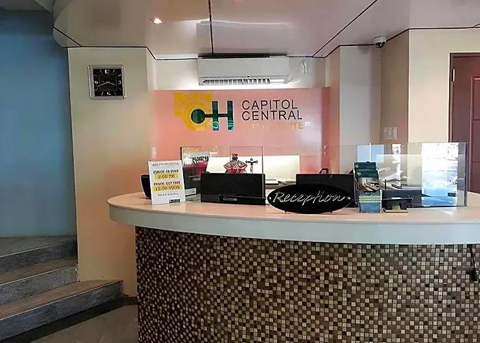 Hotel Capitol & Cebu Stadt