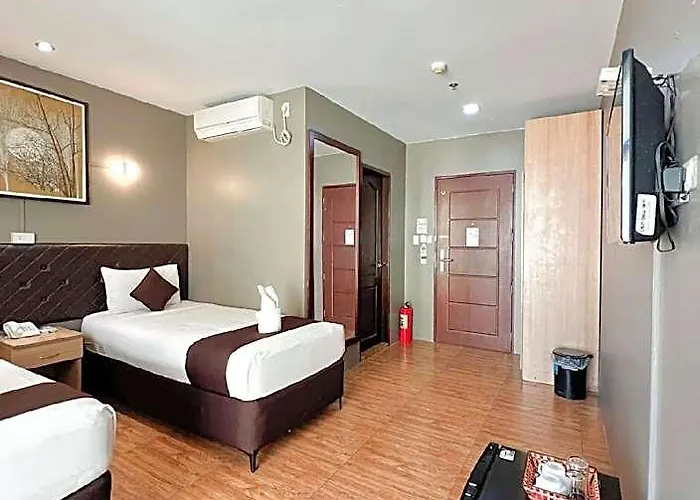 Hotel Capitol & Cebu Stadt