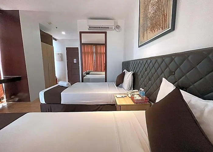 Hotel Capitol & Cebu Stadt