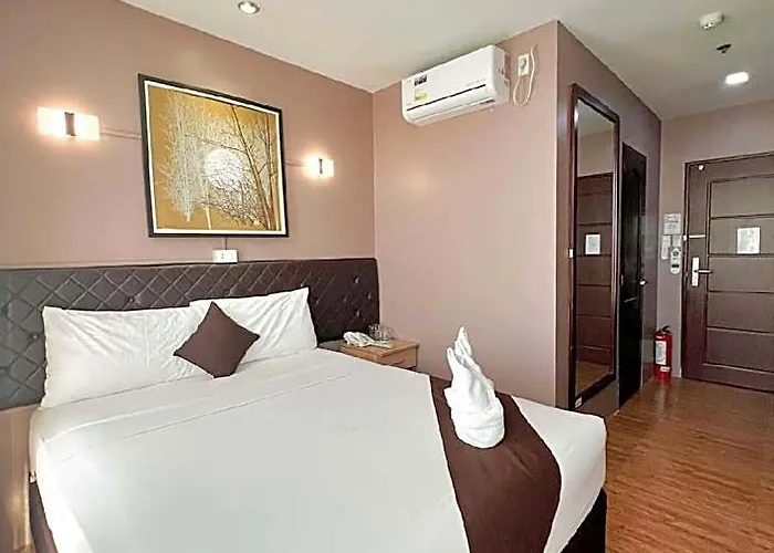 Hotel Capitol & 5*