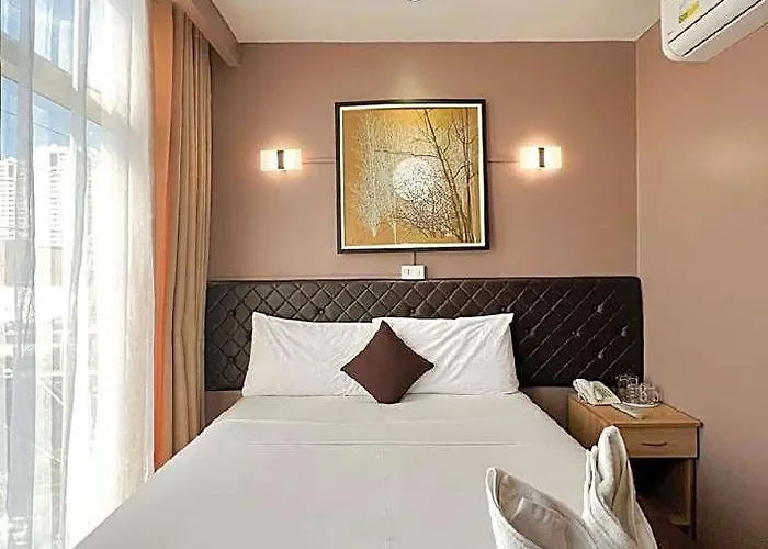 Hotel Capitol & 5*